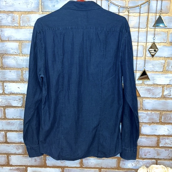 H&M Dark Wash Long Sleeved Denim Button Down Shirt, Men’s Size Medium. - Picture 6 of 9